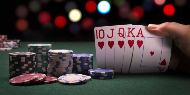 Tạo bất ngờ cho thành viên khác tại sảnh V8 poker